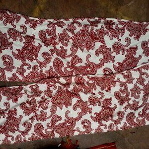 Pair of valances